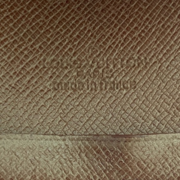 💯 authentic Louis Vuitton monogram card holder with box and COA - Picture 6 of 7